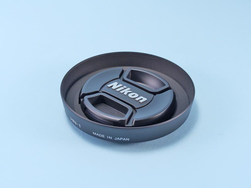 05
ニコン ねじ込みフード HN-1
LC-52キャップ、表
