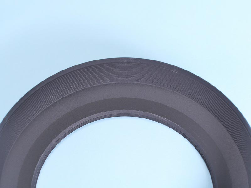 09
ニコン ねじ込みフード HN-1
フード内面