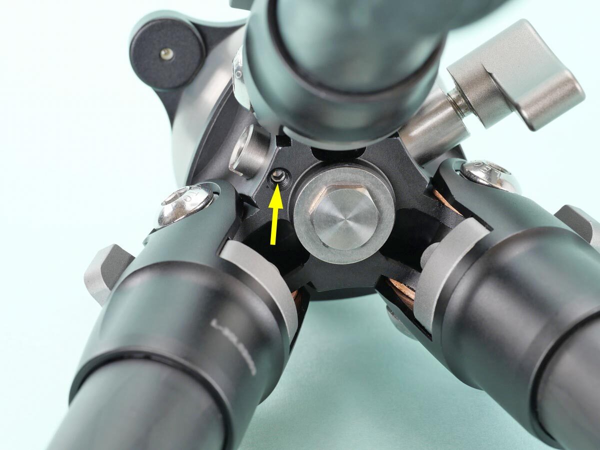 24
Leofoto LS-223CEX
緩み止めイモネジ_1