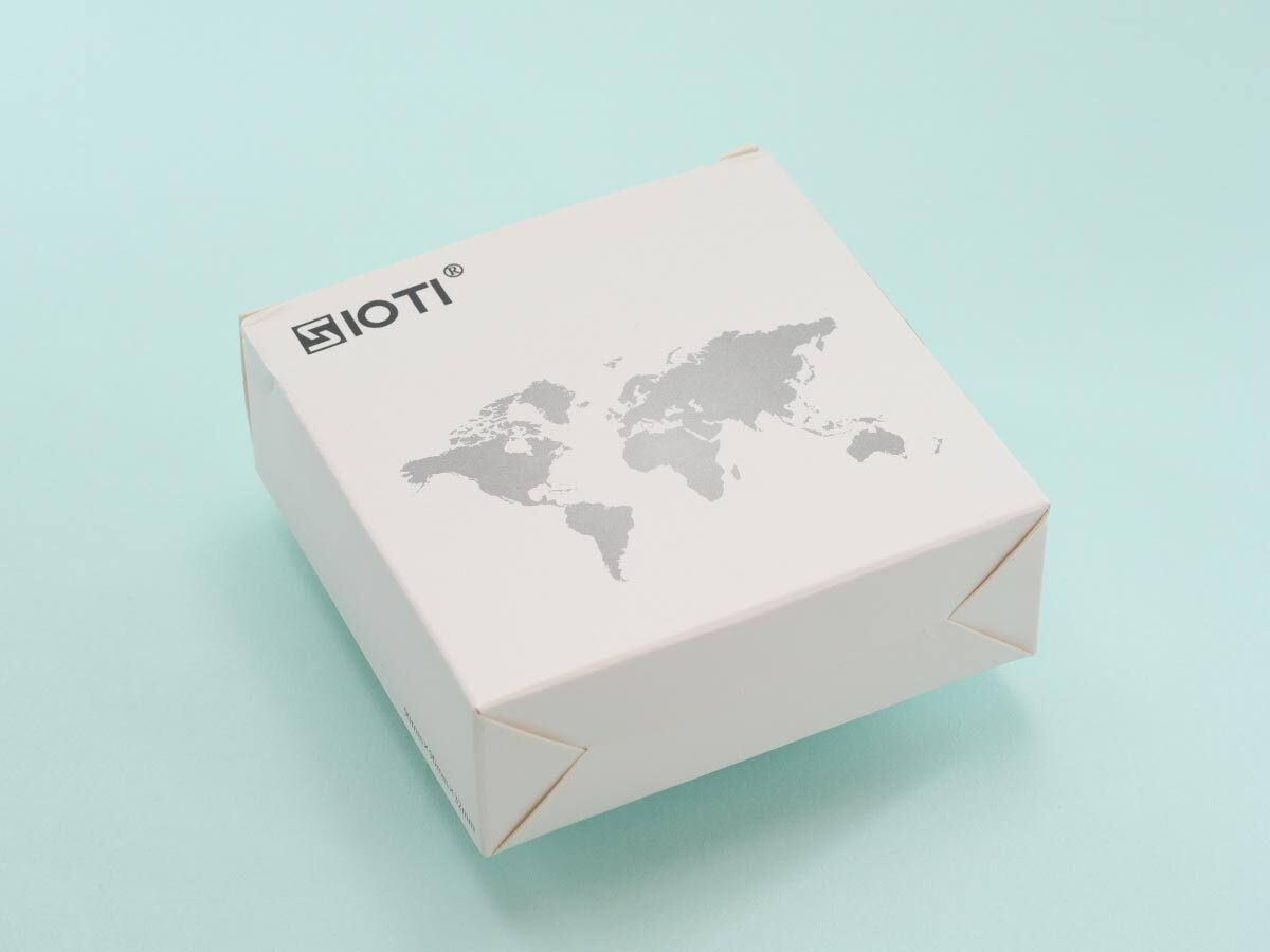 01
SIOTI メタルレンズフード フォーカス
箱
