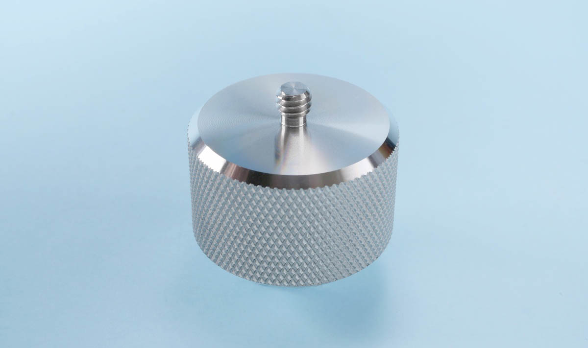 02
SMALLRIG カウンターウェイト 200g
オスネジ側